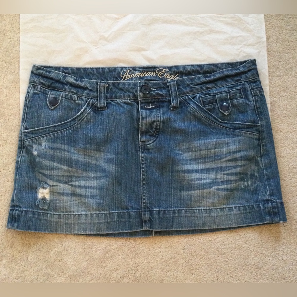 American Eagle Outfitters, Size 12, Denim Skirt.